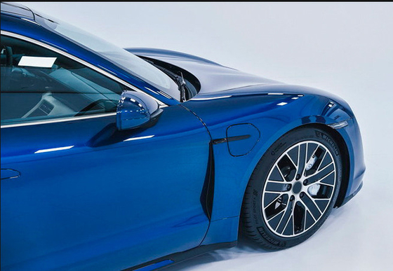 O filme azul Slideable do envoltório do carro de Chrome mantém a pintura longe dos riscos e do desgaste