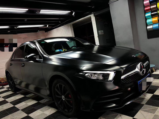 Os couros crus livres da bolha preta de Matte Car Vinyl Wrap Removable riscam metálico