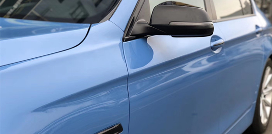Veículo de alto brilho de superfície liso do envoltório do carro que envolve Abu Dhabi Blue