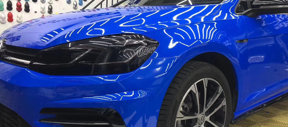 Os reboques o vinil azul lustroso do envoltório do carro do gelado escondem o risco 140gsm
