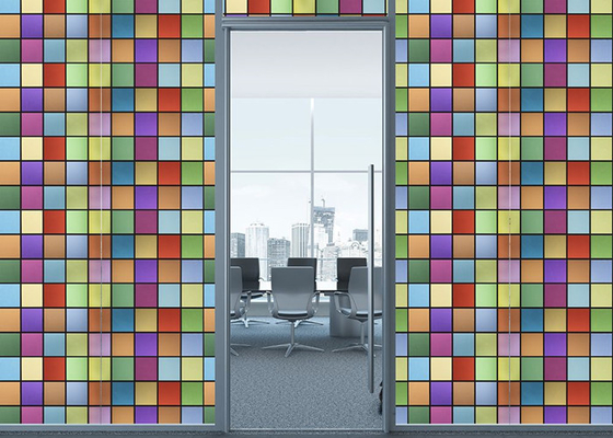 O filme de vidro decorativo da janela de Sunproof coloriu o teste padrão dos quadrados